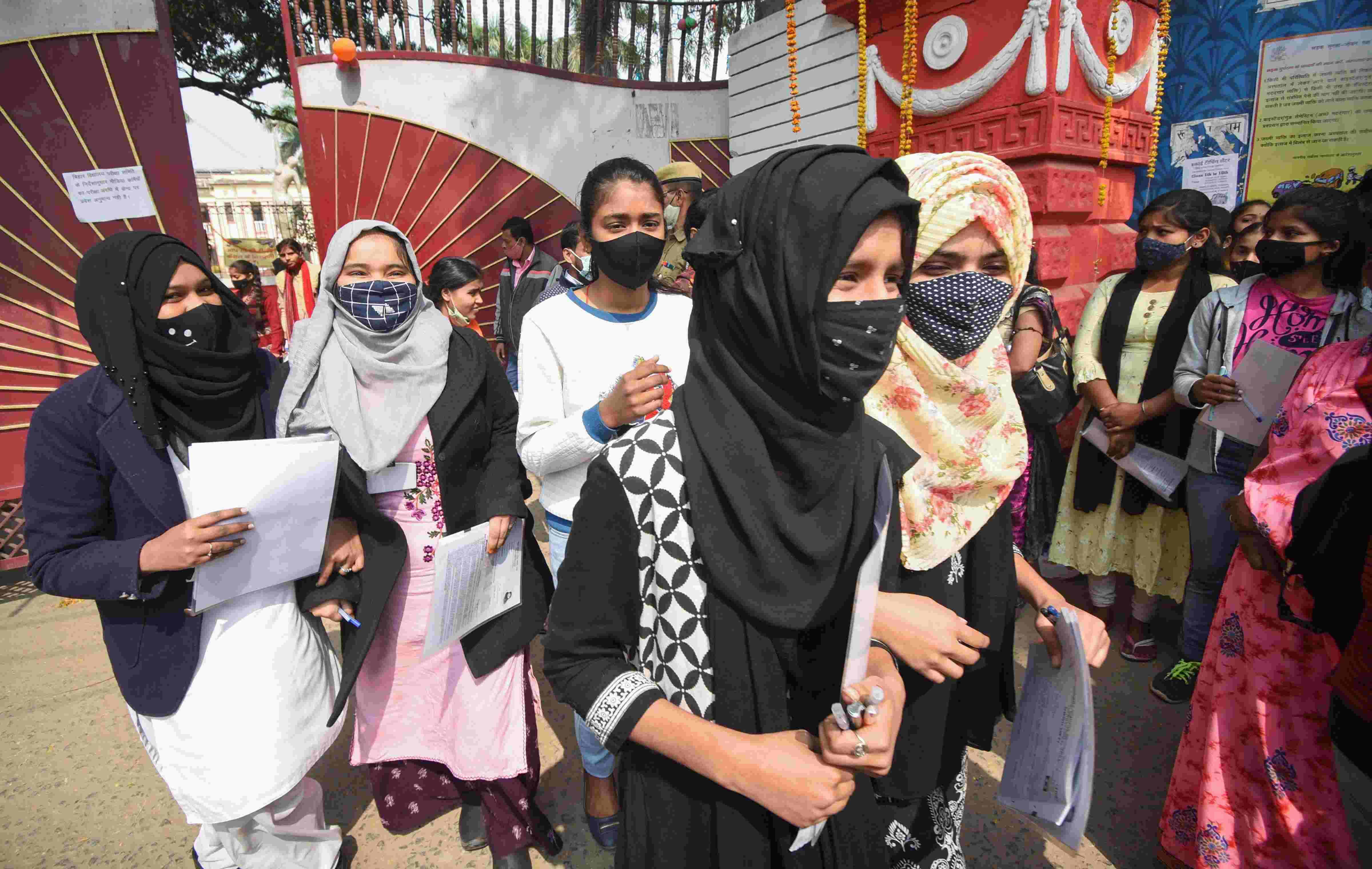 Hijab Ban In Classroom Plea In Sc Challenges Karnataka Hc Verdict