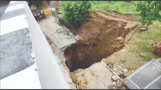 Portion of IFFCO Chowk flyover collapses