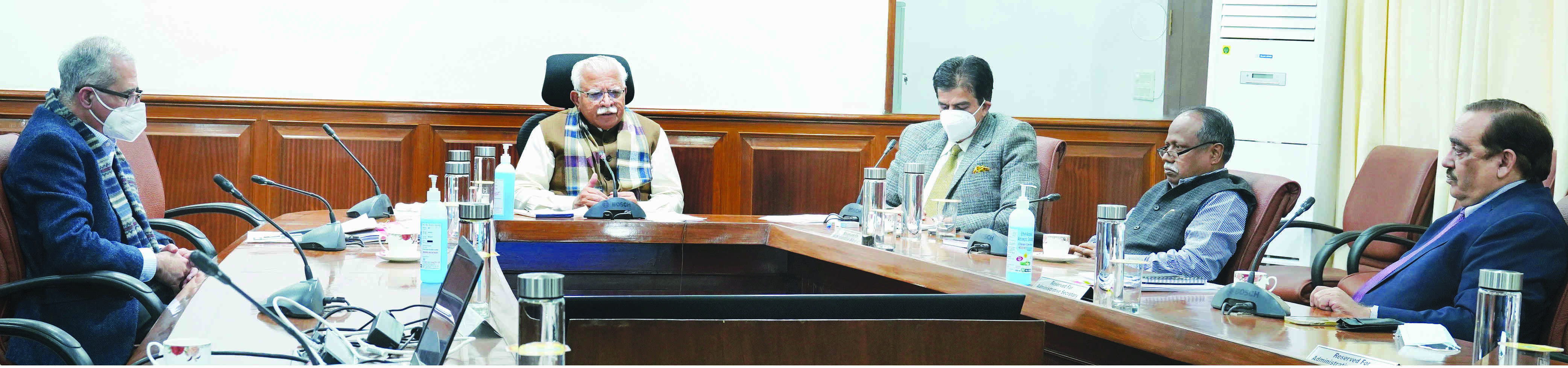 Khattar reviews govts readiness for 3rd wave of Covid-19 with DCs