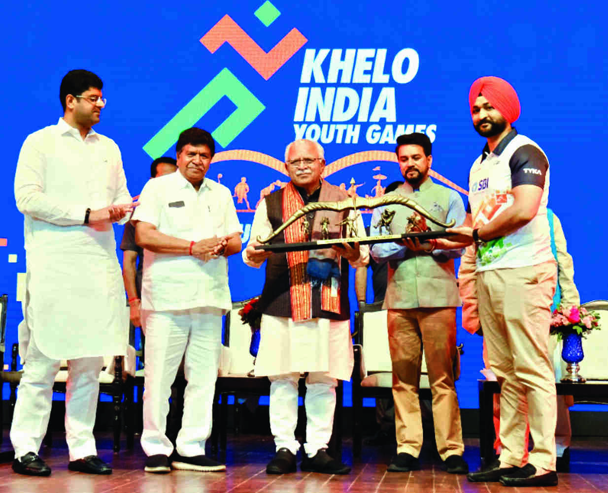 Khattar, Anurag Thakur launch Khelo India Youth Games