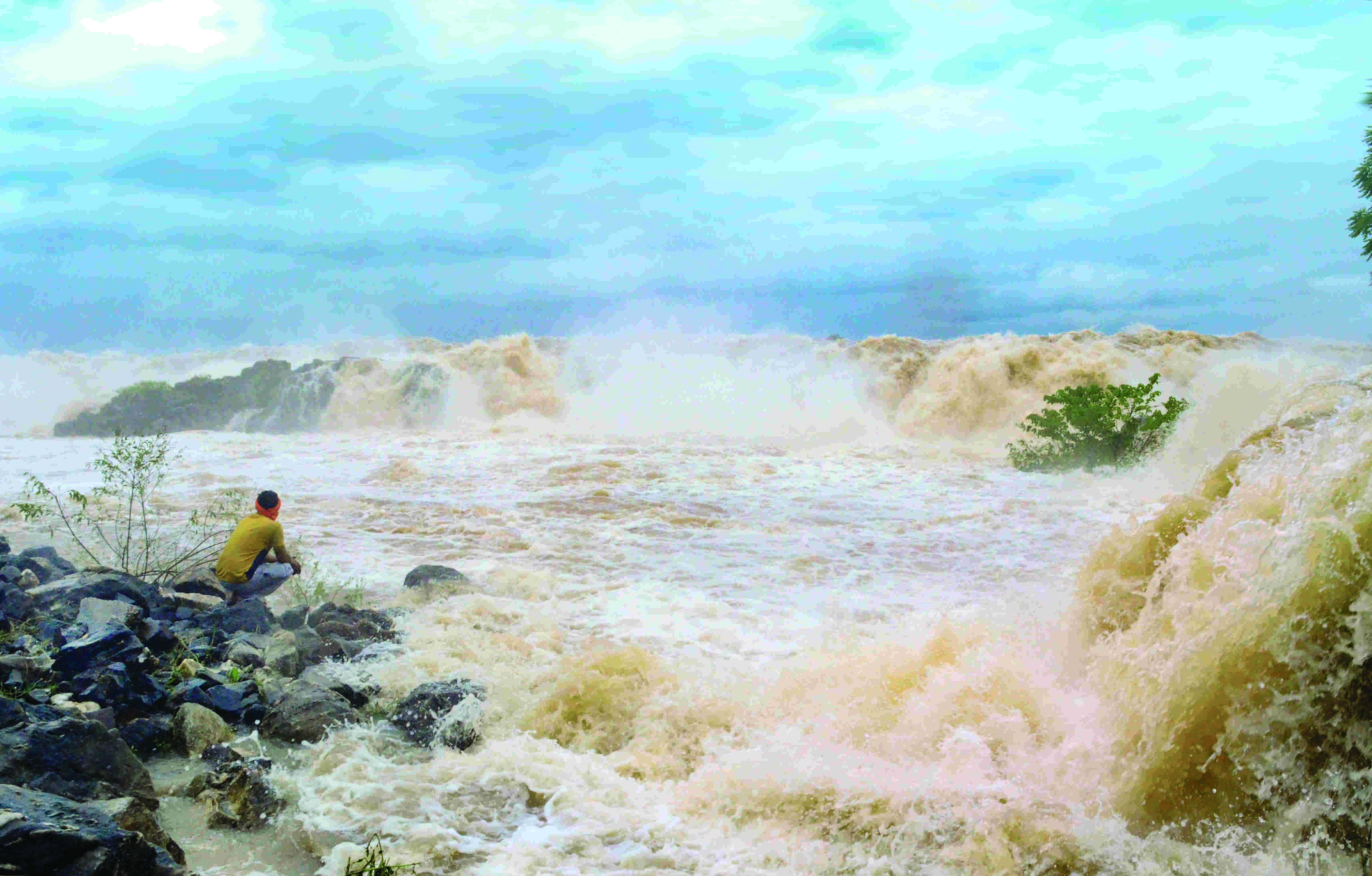 Monsoon rains: Rivers in spate; floods, landslides impact hundreds