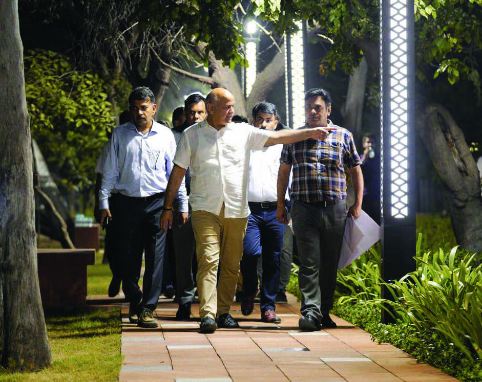 Sisodia inspects revamped road stretch b/w Rajghat & Shantivan