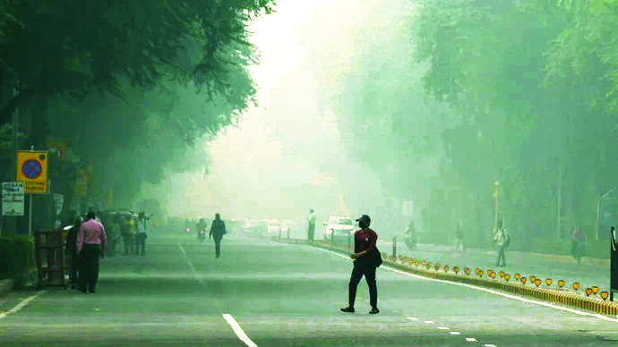 Curbs Kick In As Delhis Air Quality Deteriorates