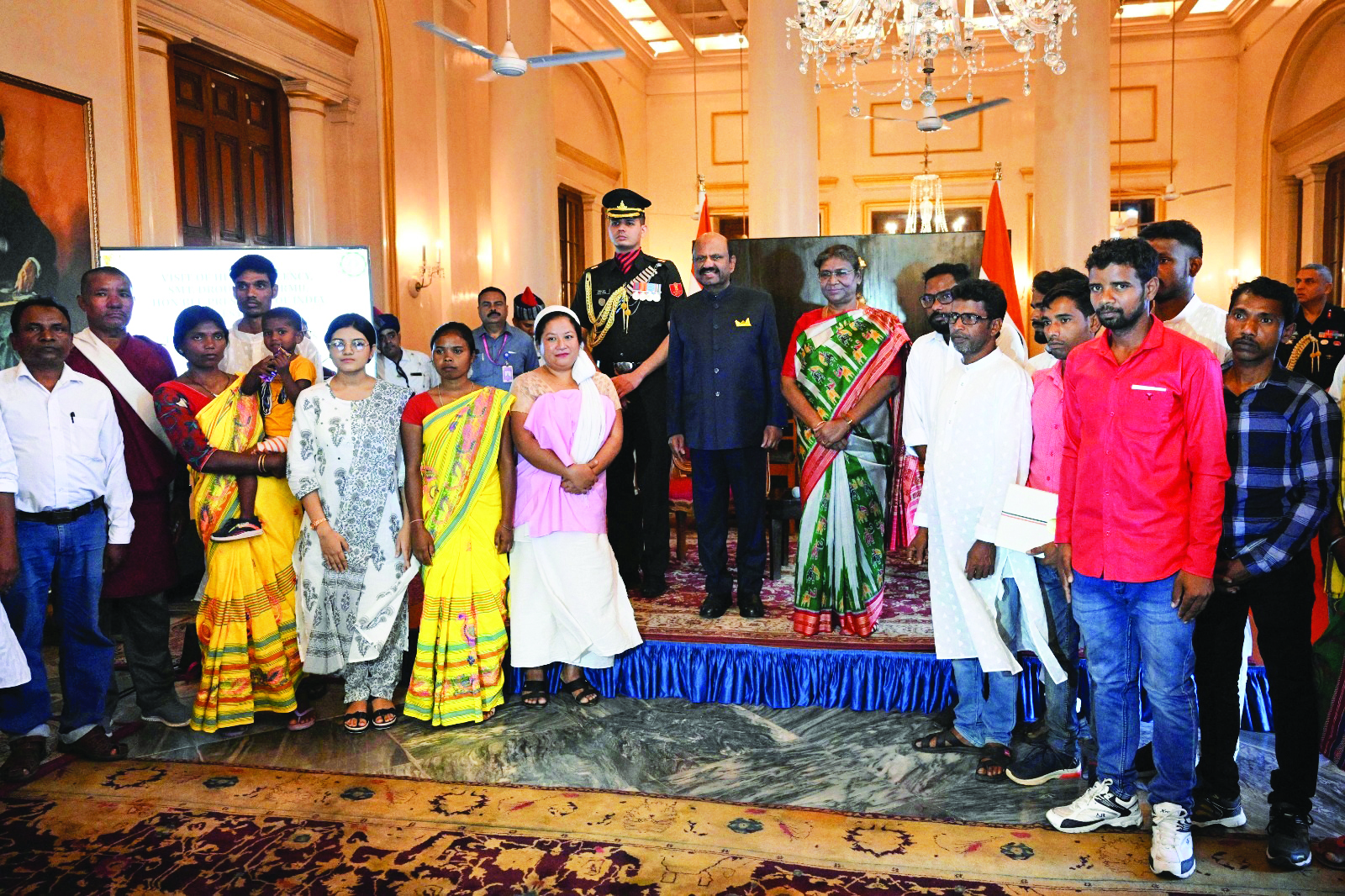 Bengali dishes part of lavish dinner party spread for Prez at Raj Bhavan