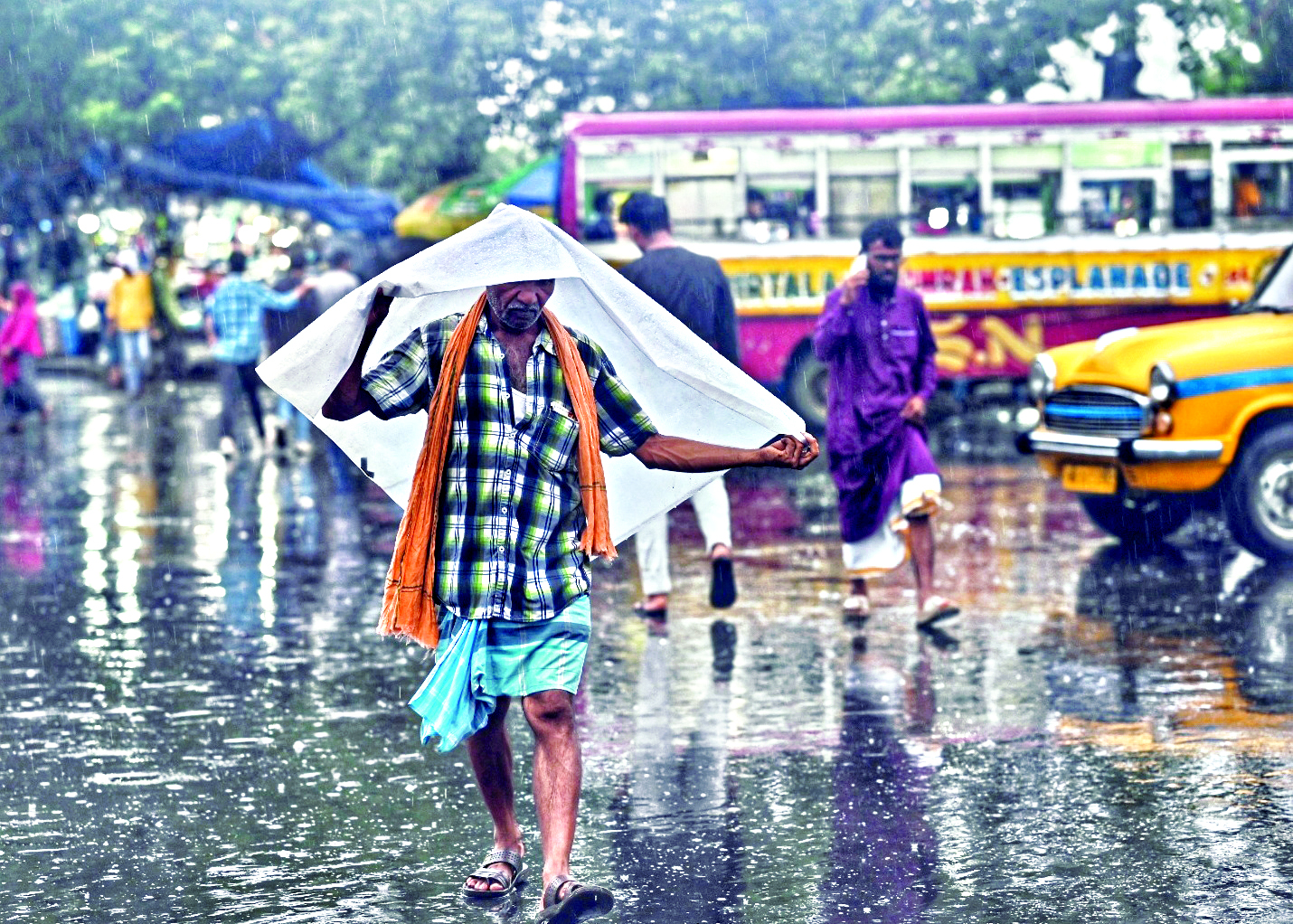 South Bengal to receive heavy rainfall on Saturday and Sunday, says MeT