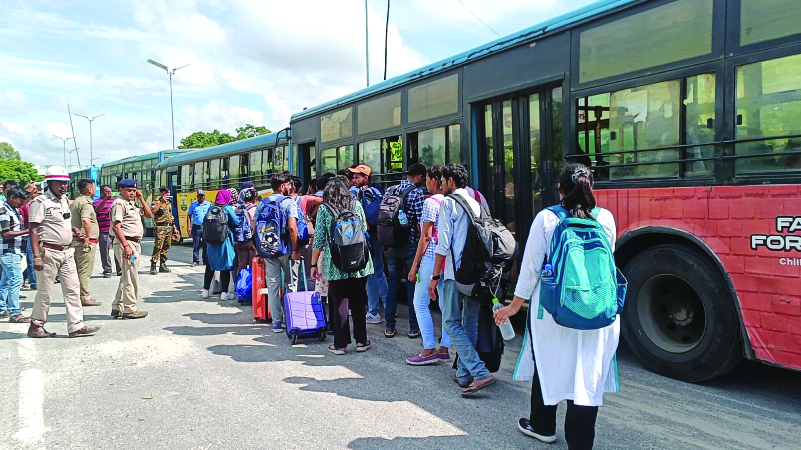 About 450 stranded students safely return via Changrabandha border