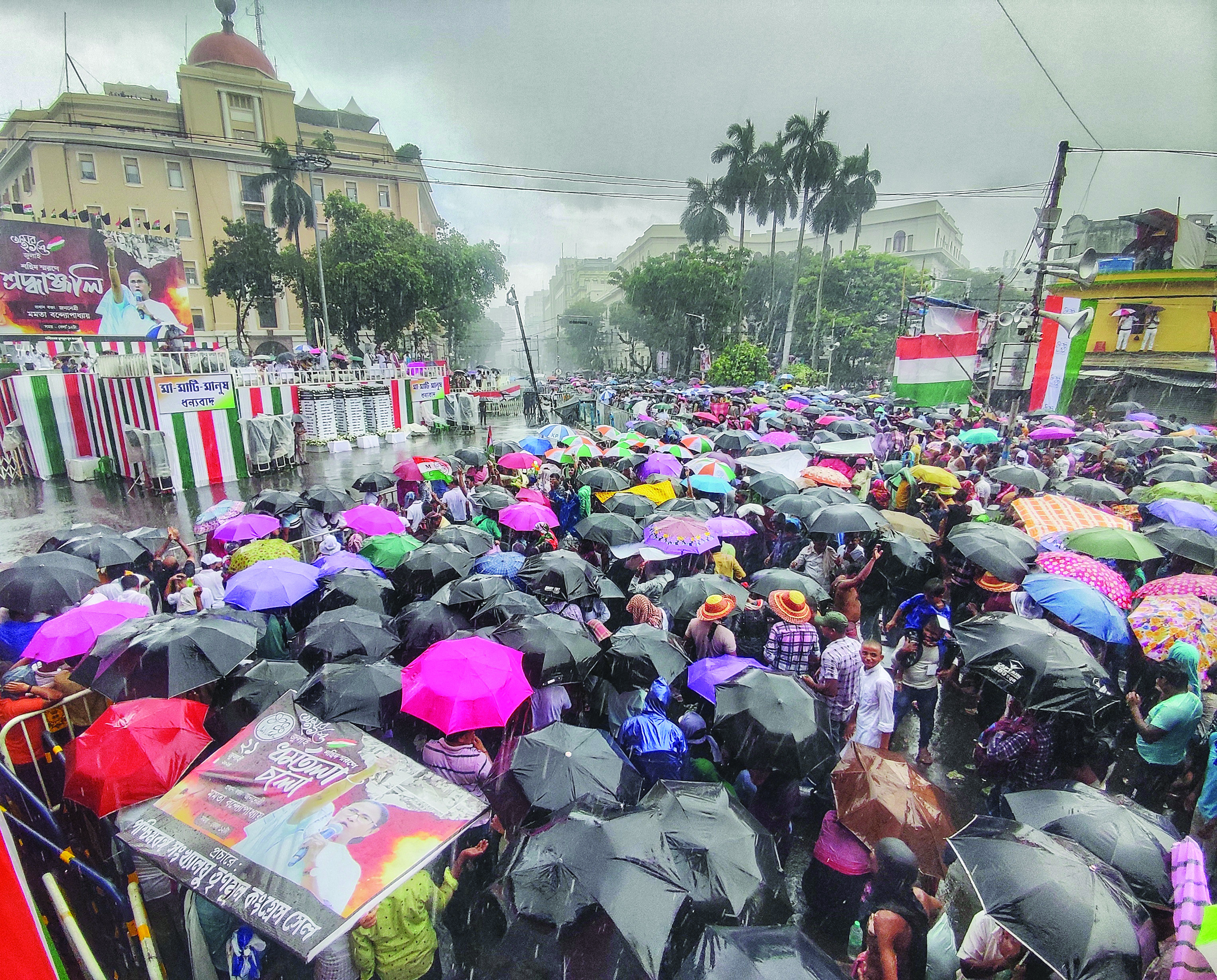 Only TMC can stand tall in the face of adversity: Mamata