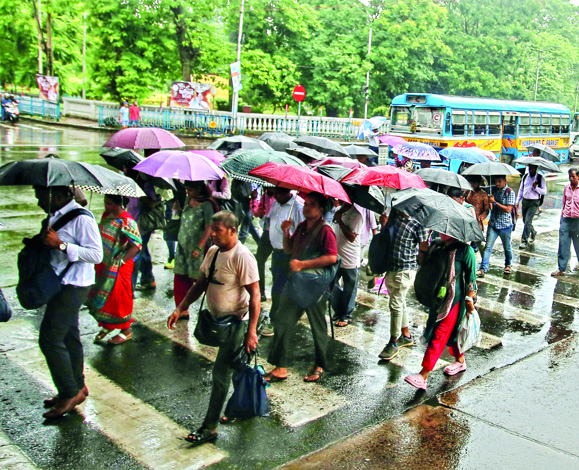 Heavy rainfall in South Bengal in next 48 hours: MeT