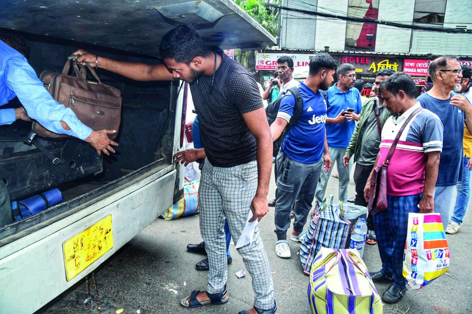 Crisis in Bangladesh leaves many medical tourists stranded in city