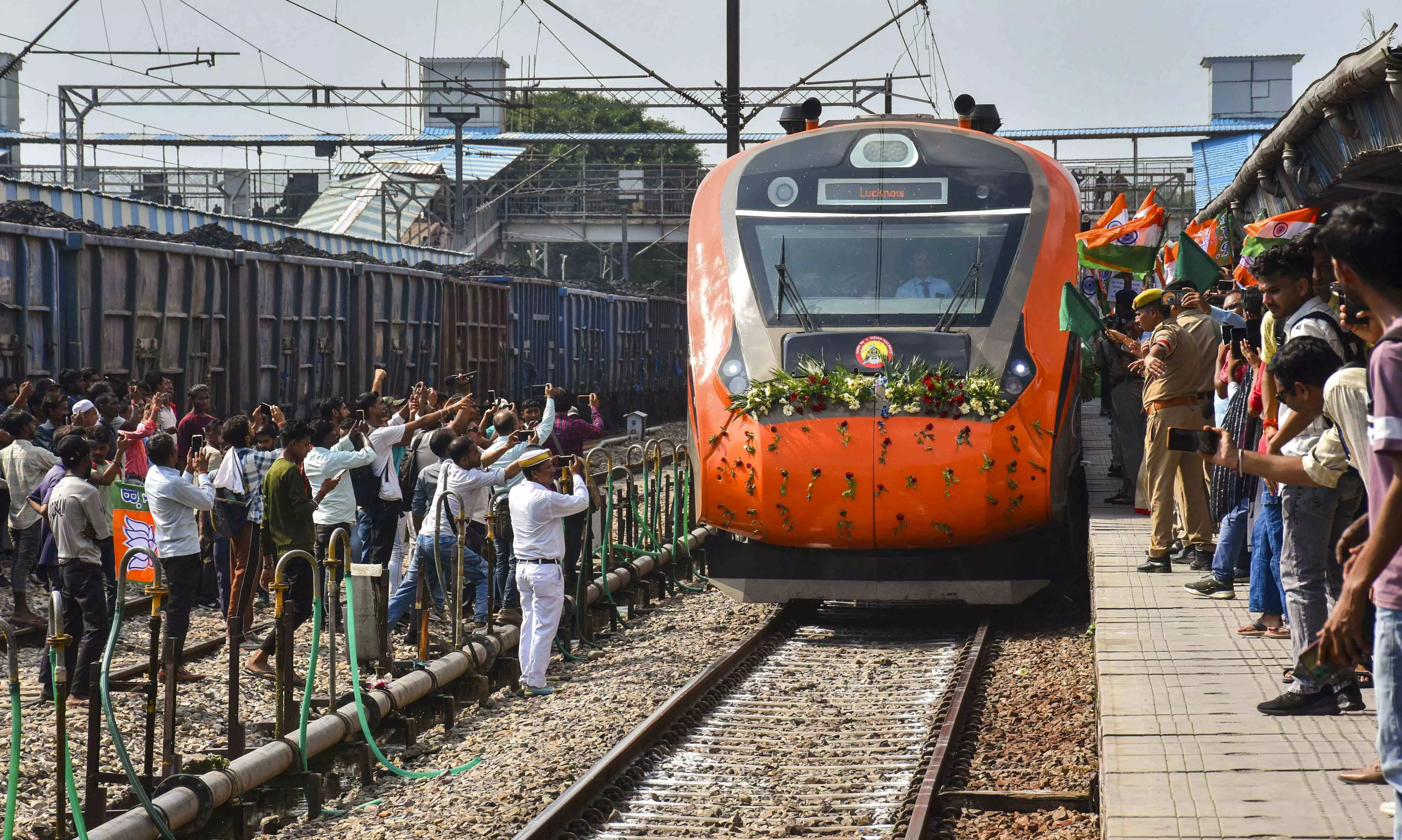 Alleged misbehavior by BJP workers disrupts Vande Bharat inaugural run