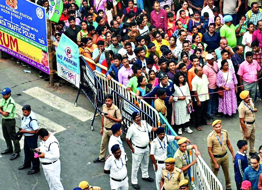 CP assures full support to Puja organisers, urges constant communication