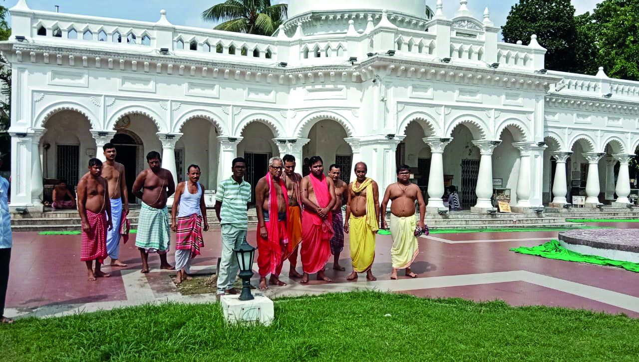 Worship disrupted at Madan Mohan Temple over unpaid dues