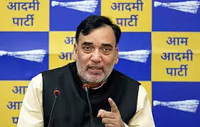 Gopal Rai launches drive of spraying bio-decomposer mixture for decomposing stubble