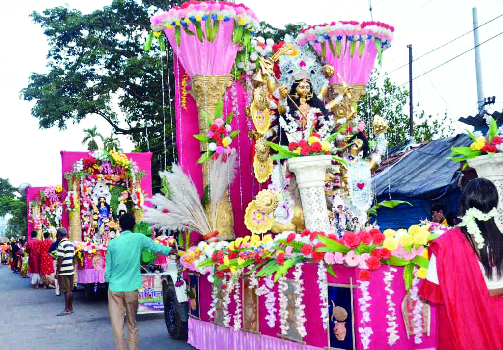 Puja Carnival: About 28K invitations issued