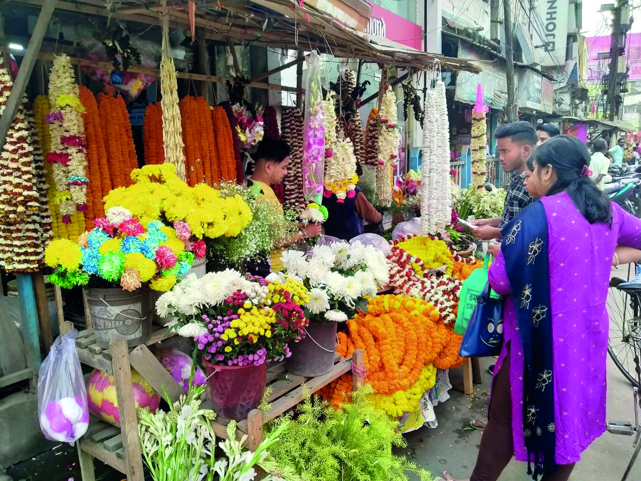 Prices of fruits, veggies and flowers skyrocket ahead of Lakshmi Puja