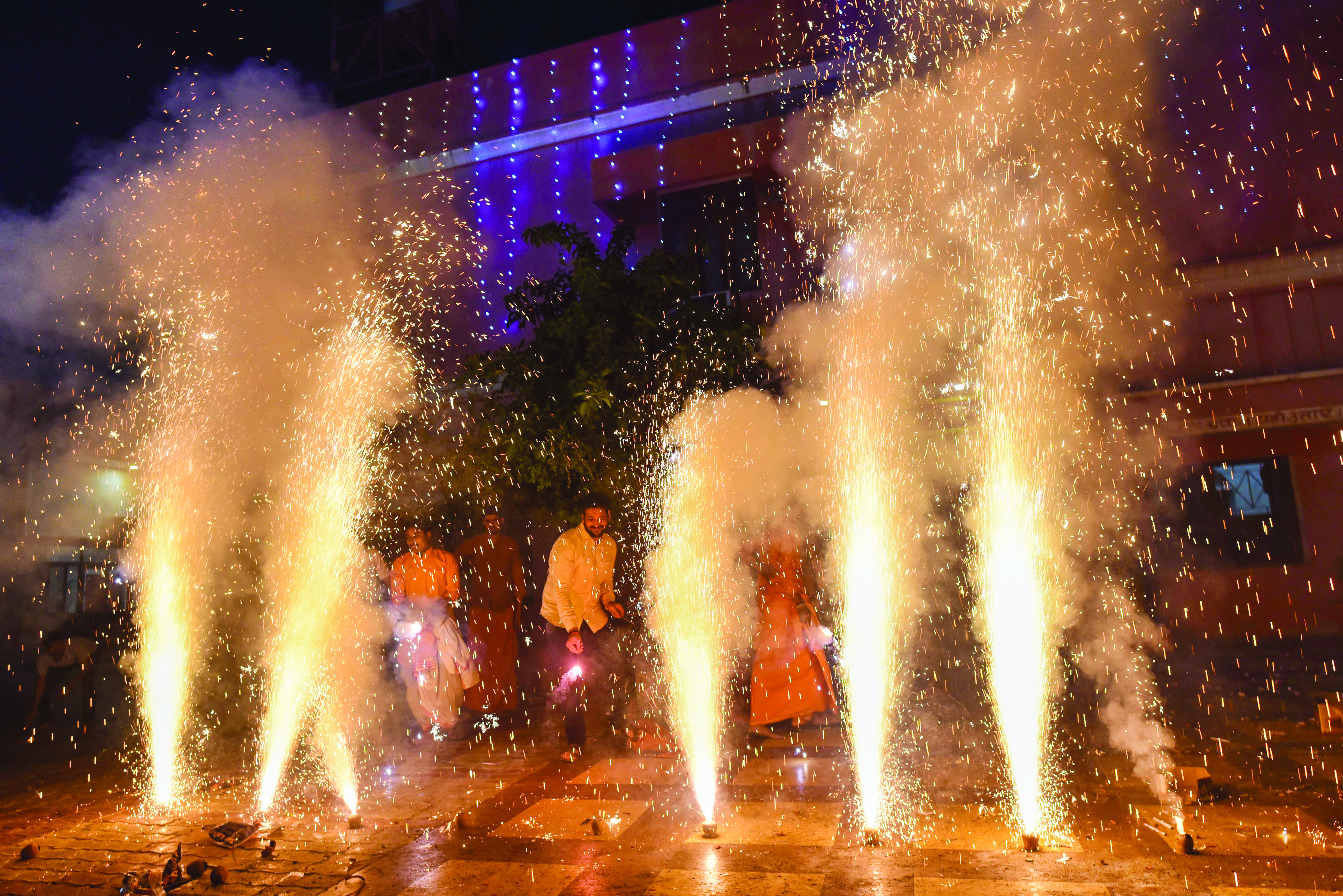 Why firecracker ban not implemented during Diwali: SC to Delhi govt, police