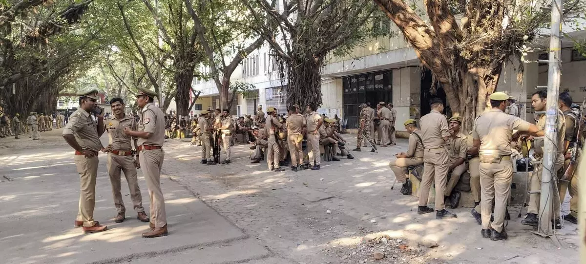 Widespread protests in UP as lawyers condemn Ghaziabad courtroom clash with cops