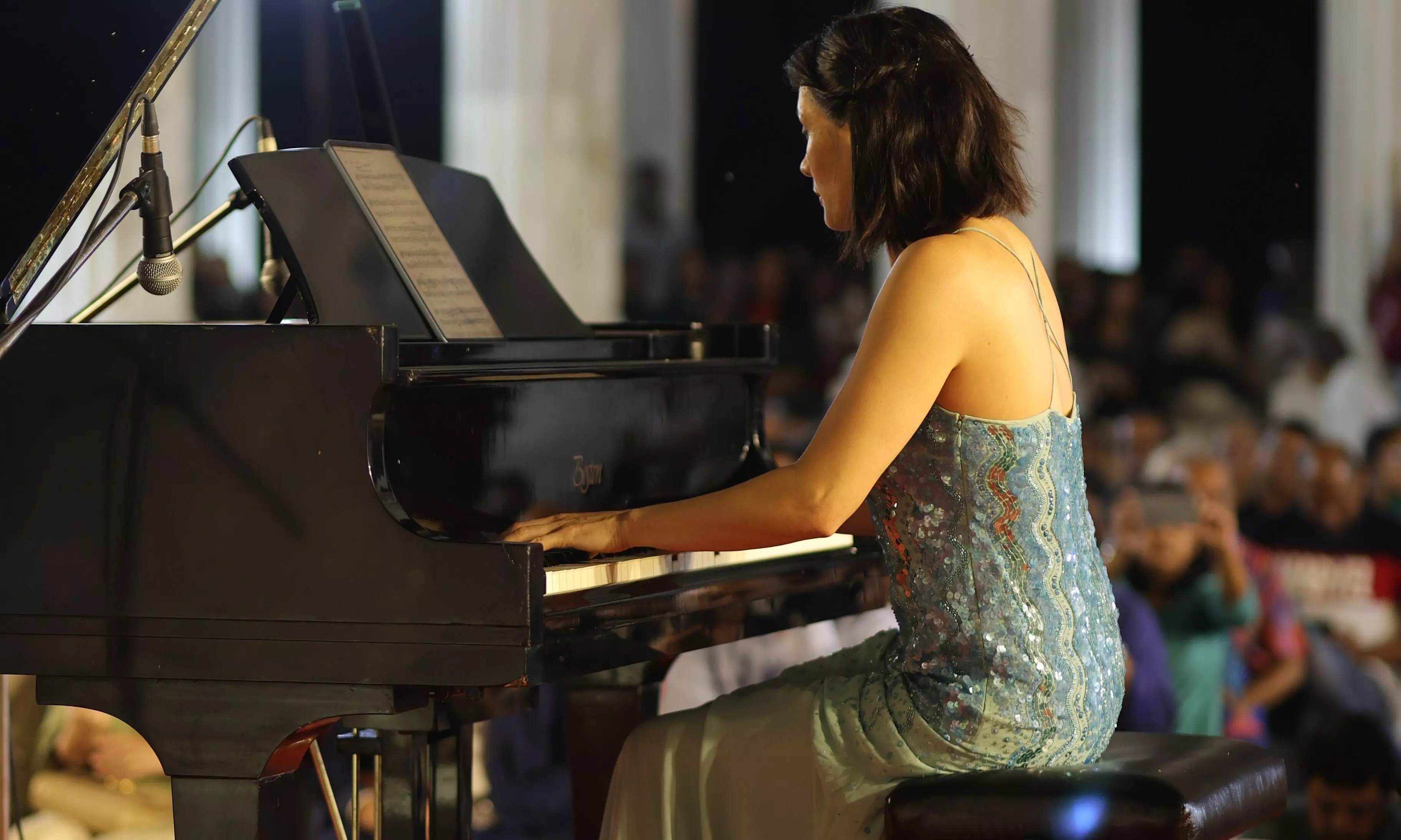 Kim Barbier’s recital on piano wows audience