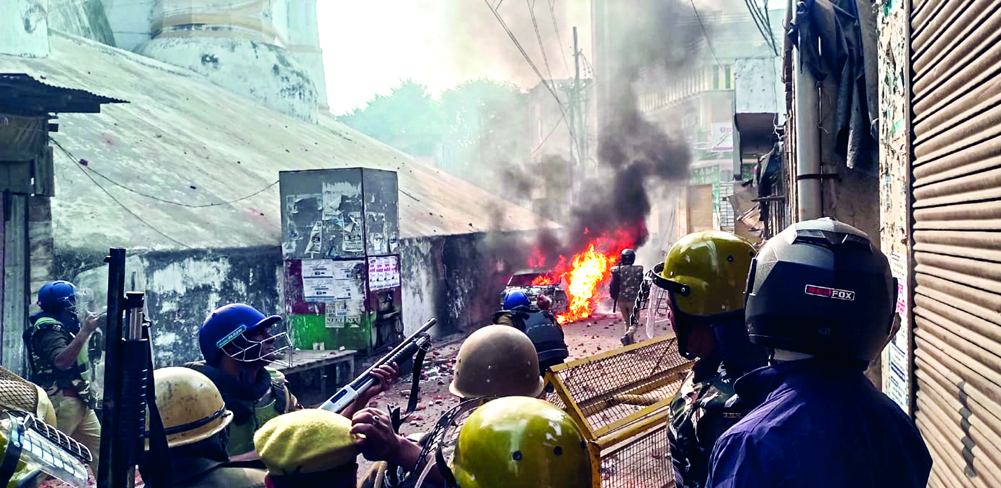 Sambhal erupts in violence during Jama  Masjid survey; 3 dead, vehicles torched