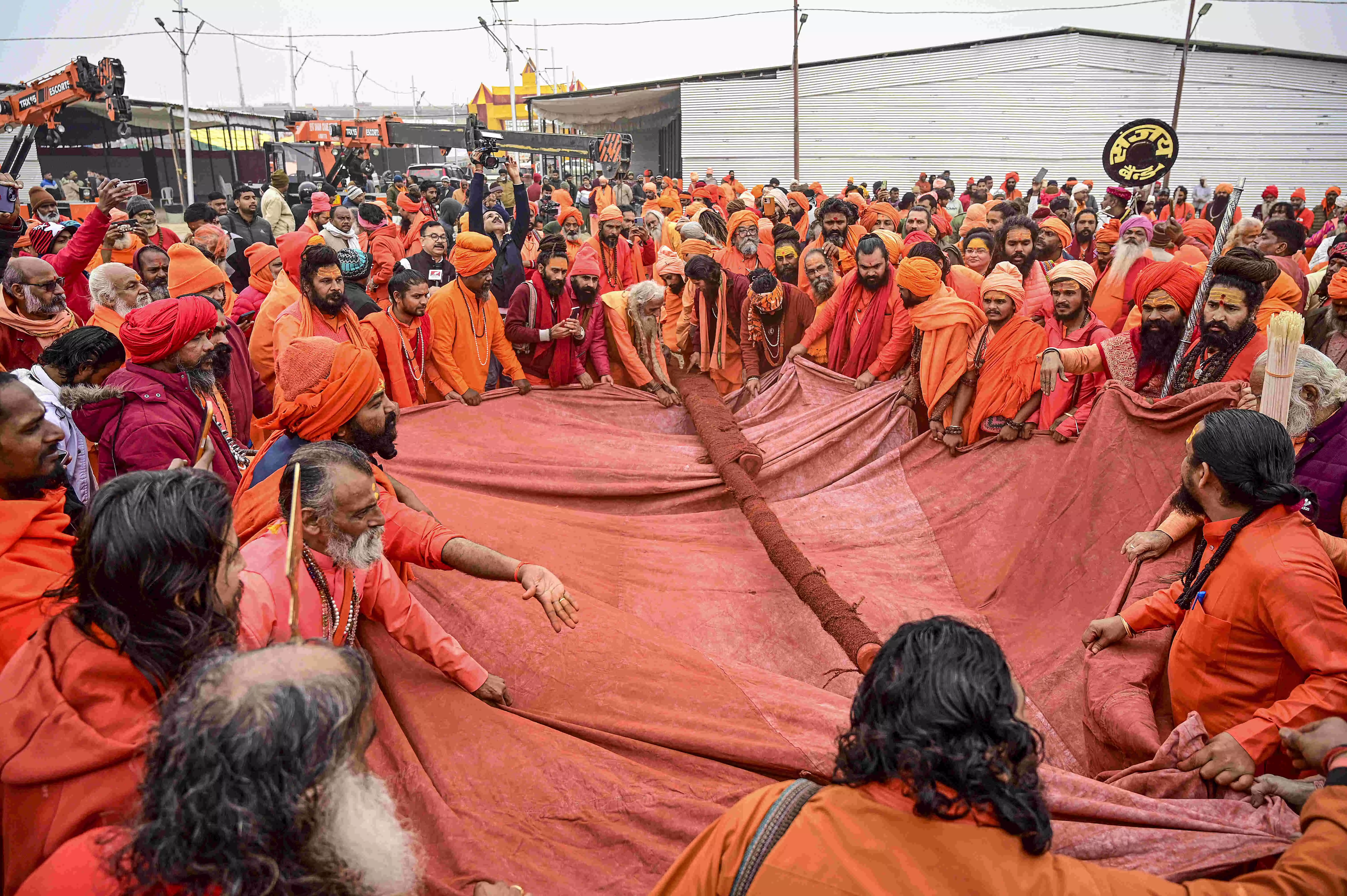 160,000 tents, 150,000 toilets, 1,250-km pipeline -- UP administration readies for grand Maha Kumbh