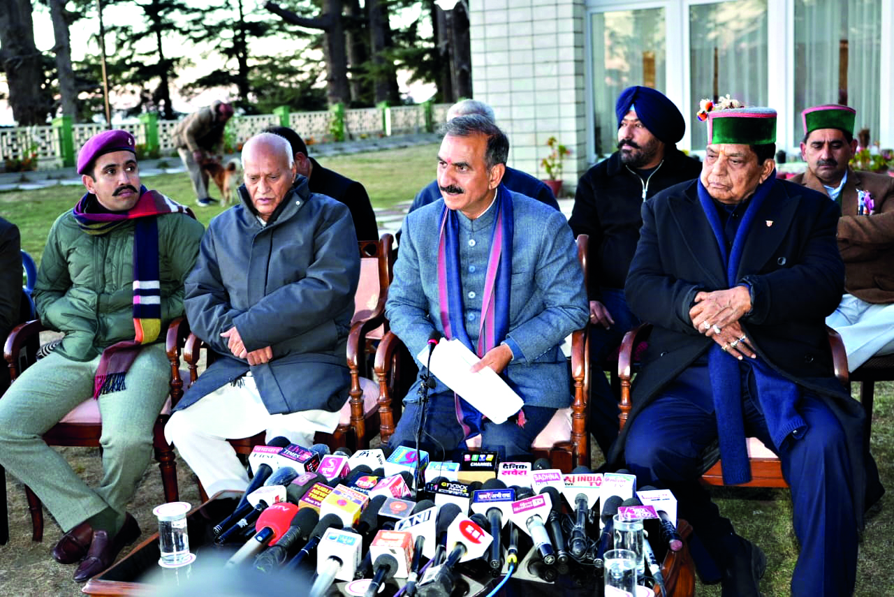 Himachal CM, ministers to give up power subsidy