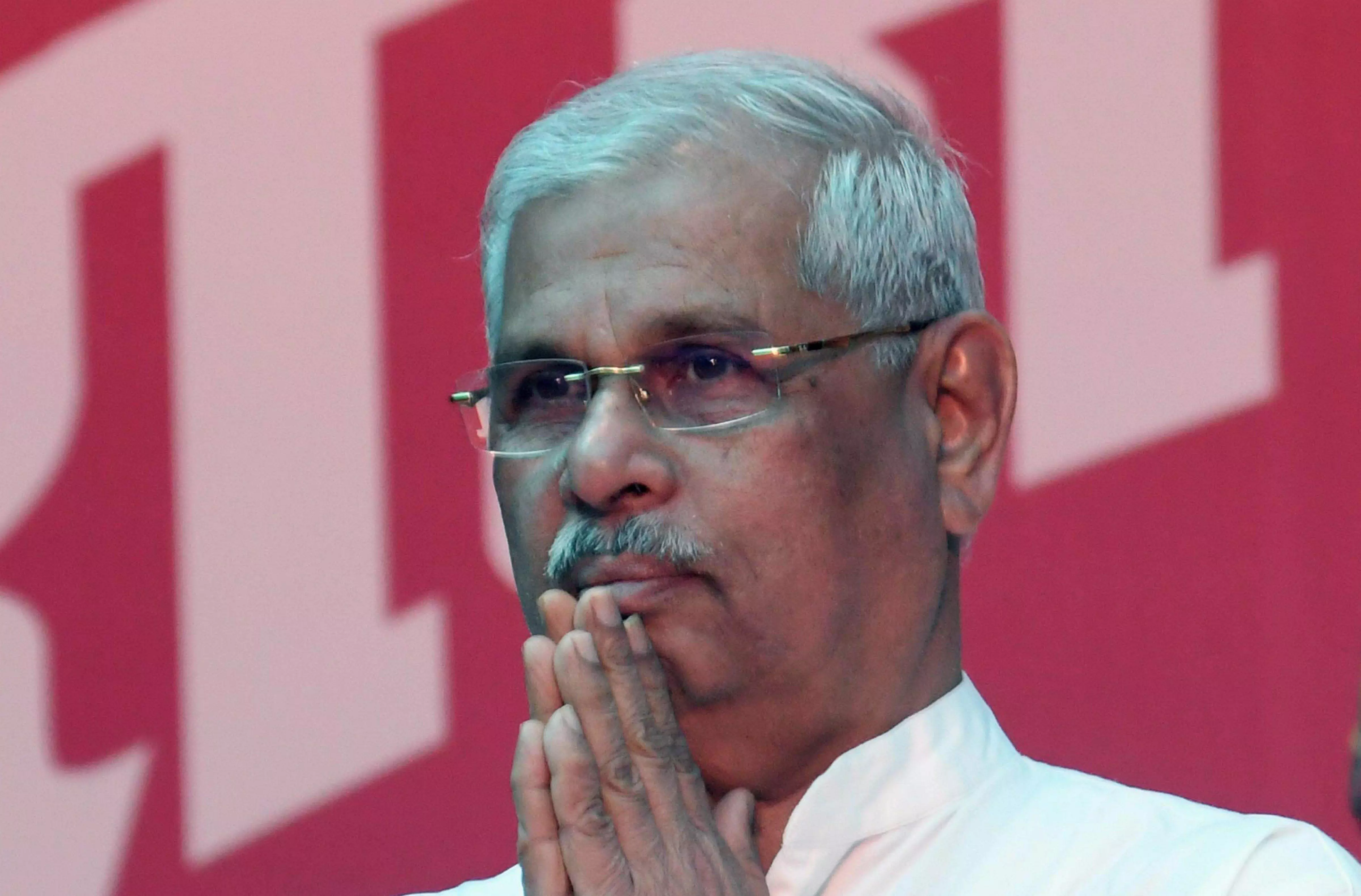 Rajendra Vishwanath Arlekar takes oath as Kerala Governor