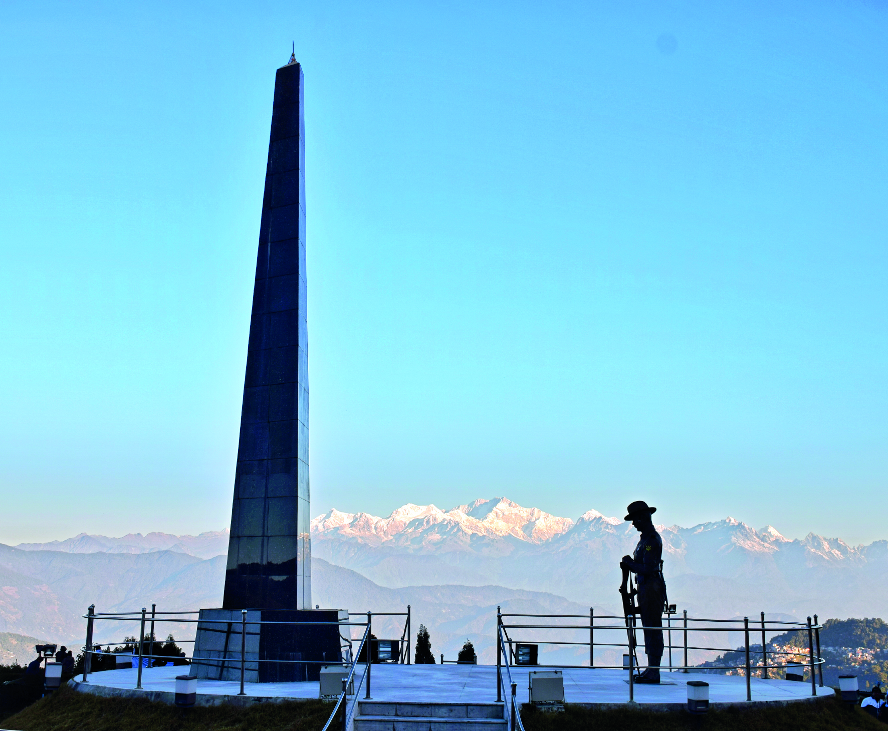 West Bengal Guv to attend flag hoisting ceremony in Darjeeling on Friday