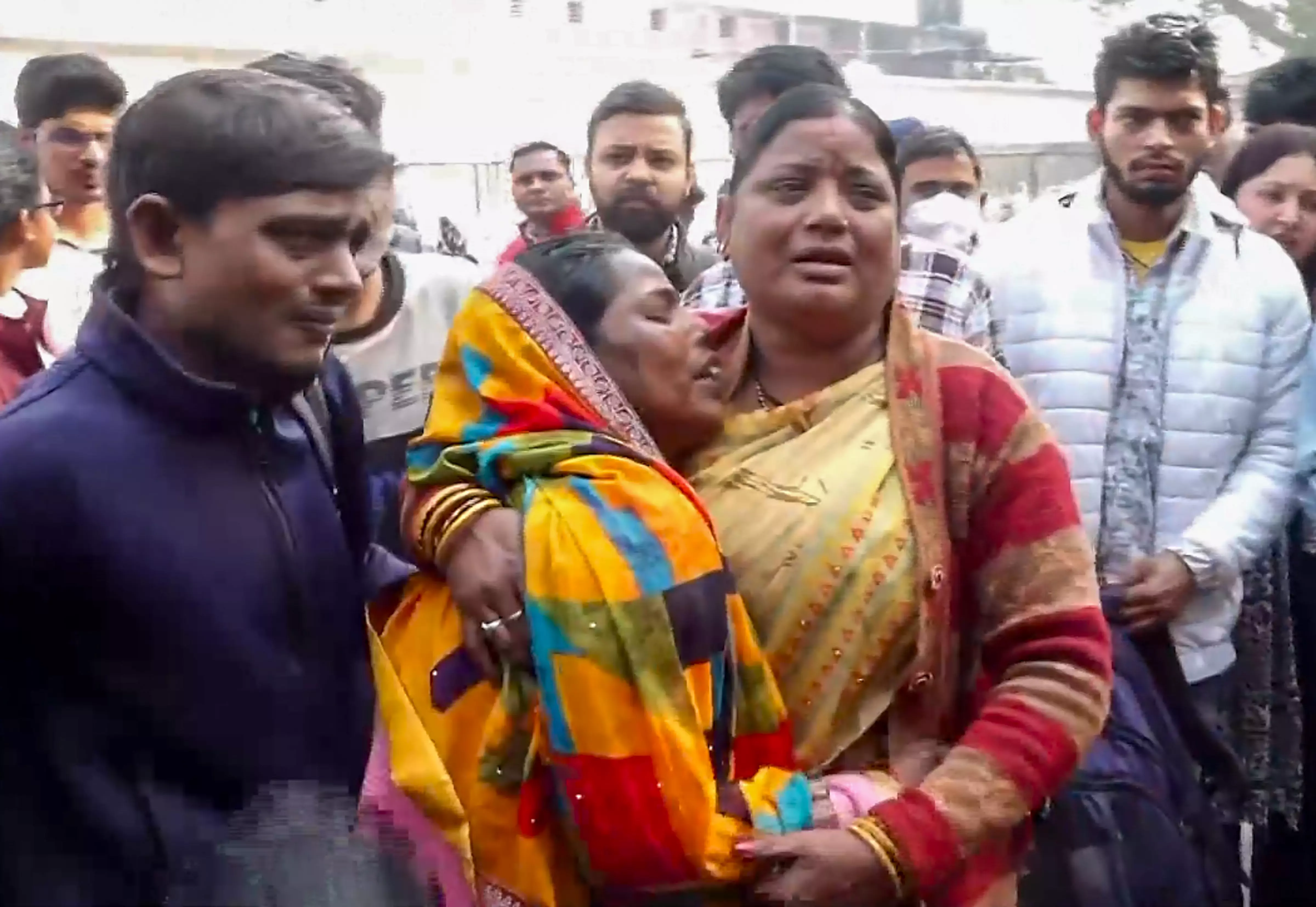 Stampede at New Delhi Railway Station: Death toll climbs to 18