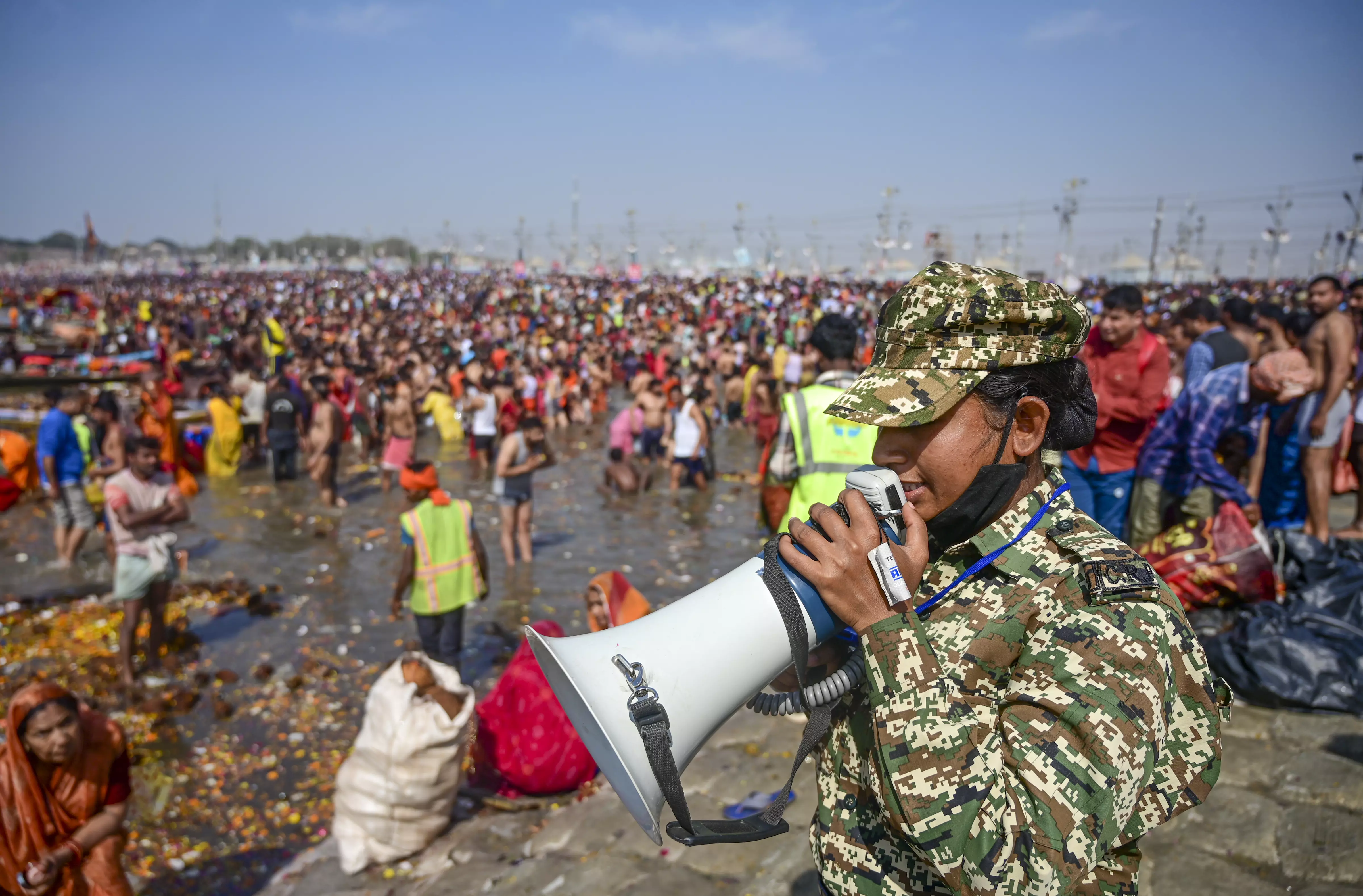 Maha Kumbh-bound traffic increases at MP-UP border on weekend