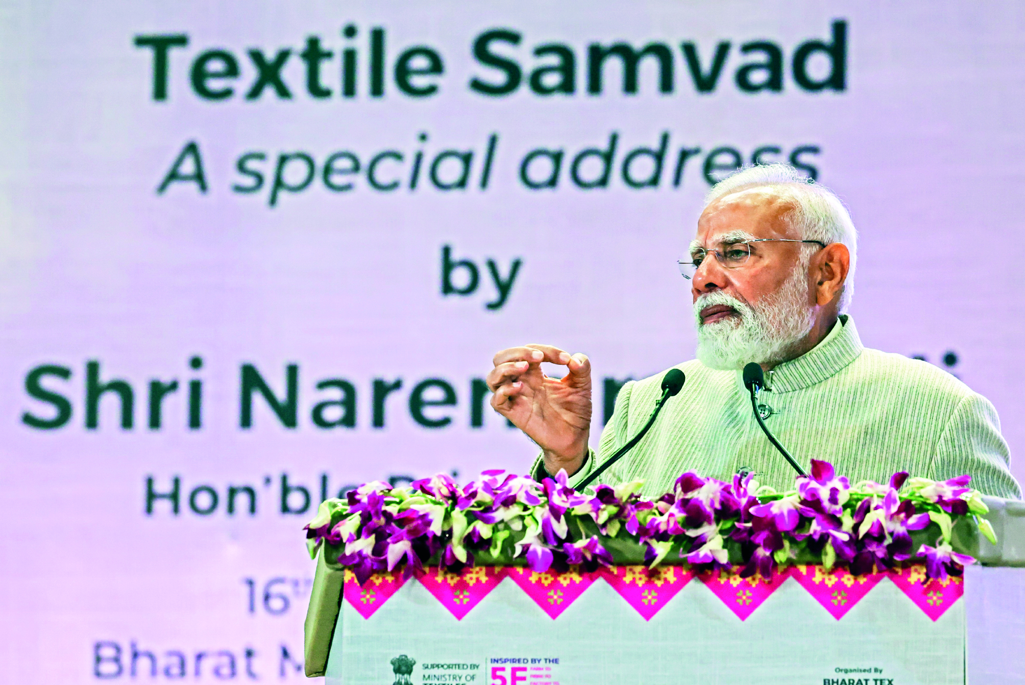 PM hopes to achieve `9 lakh cr exports ahead of 2030 target