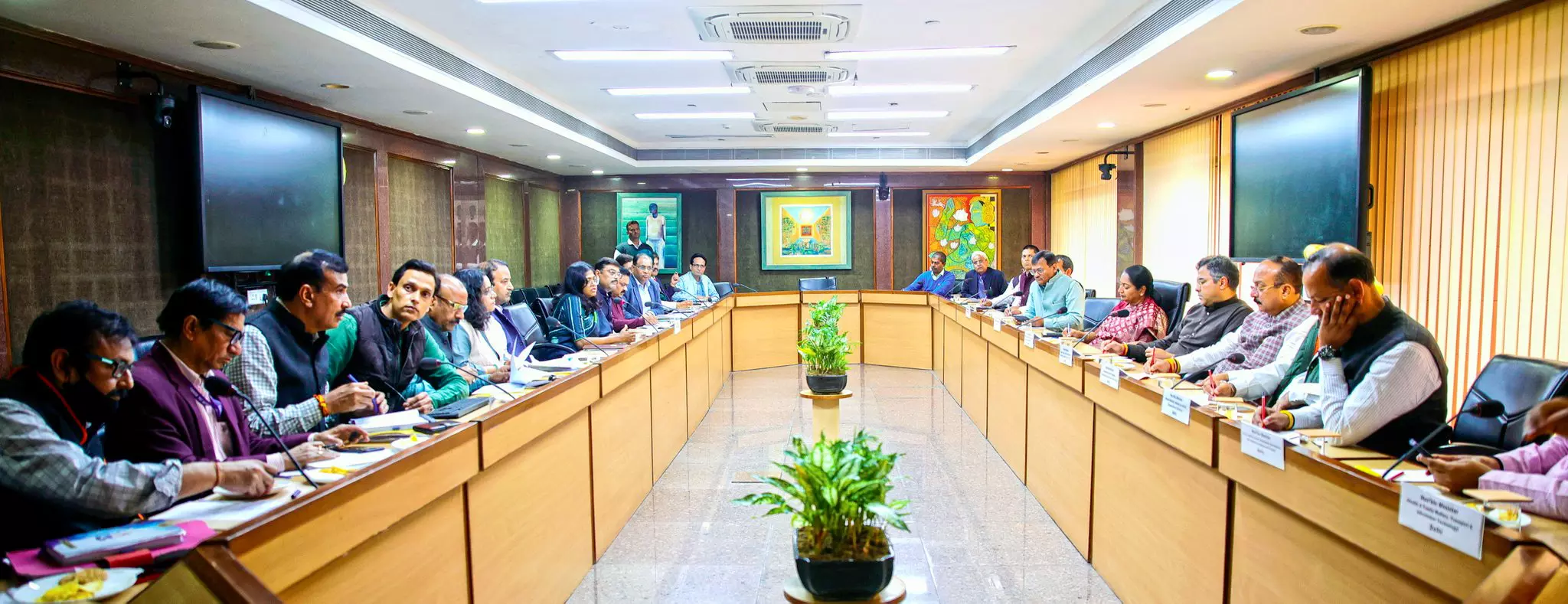 Delhi CM, ministers hold meeting with officers; discuss budget, Mahila Samriddhi Yojna