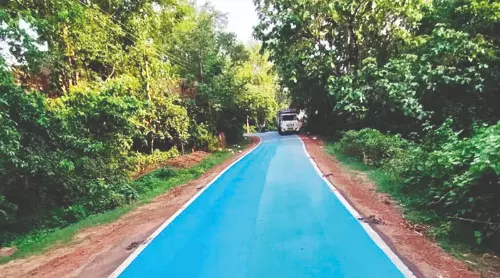 State govt making roads using   plastic mix at Canning II block