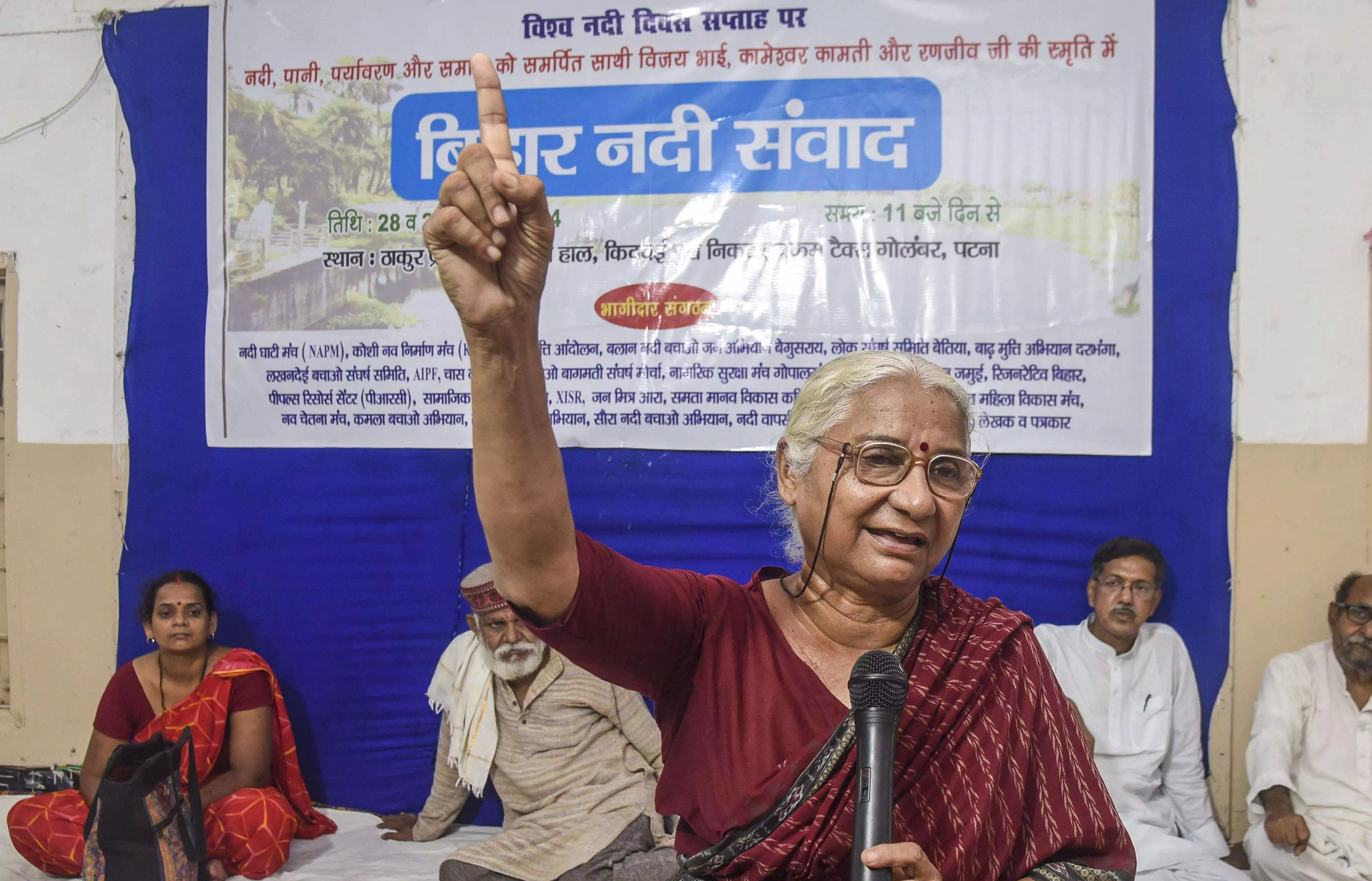 Police ask Medha Patkar to leave activists home in Hyderabad citing law and order concerns