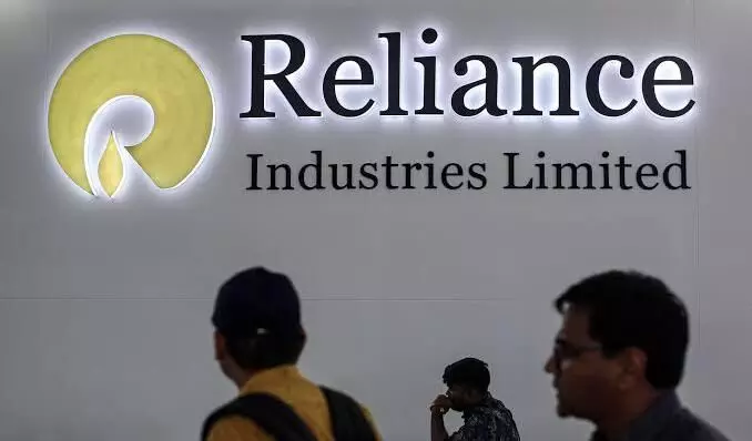 Govt seeks USD 2.81 bn from Reliance, BP for producing gas that came from ONGC block