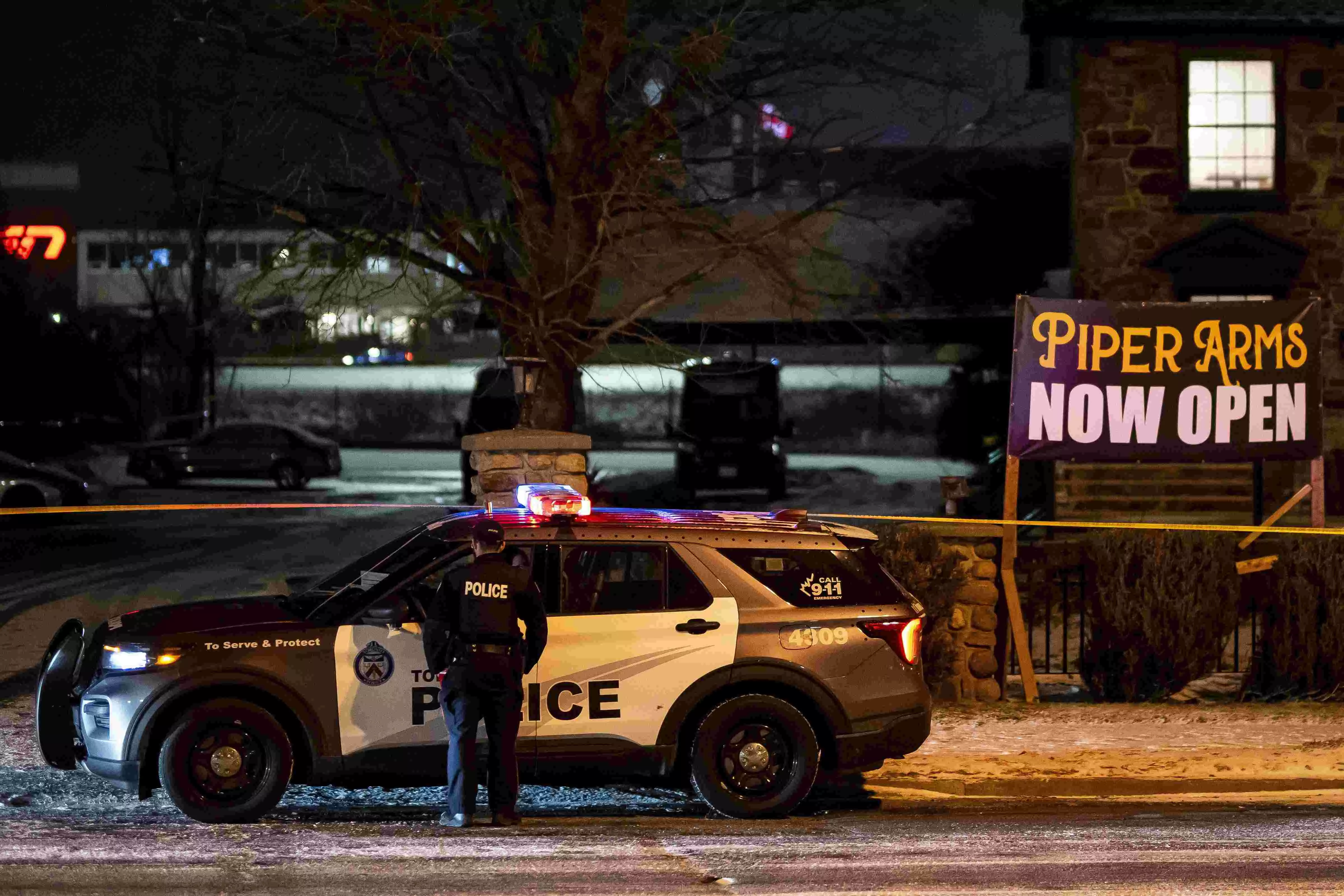 12 people wounded by 3 men shooting randomly at Toronto pub customers, police say