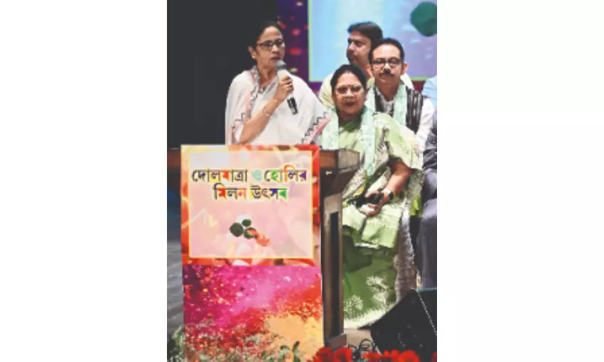 Bengal doesn’t believe in divisions, let’s make our hearts colourful: CM