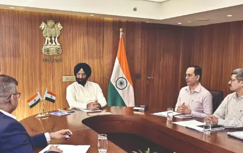 Min reviews Delhi’s industrial growth, stresses sustainability