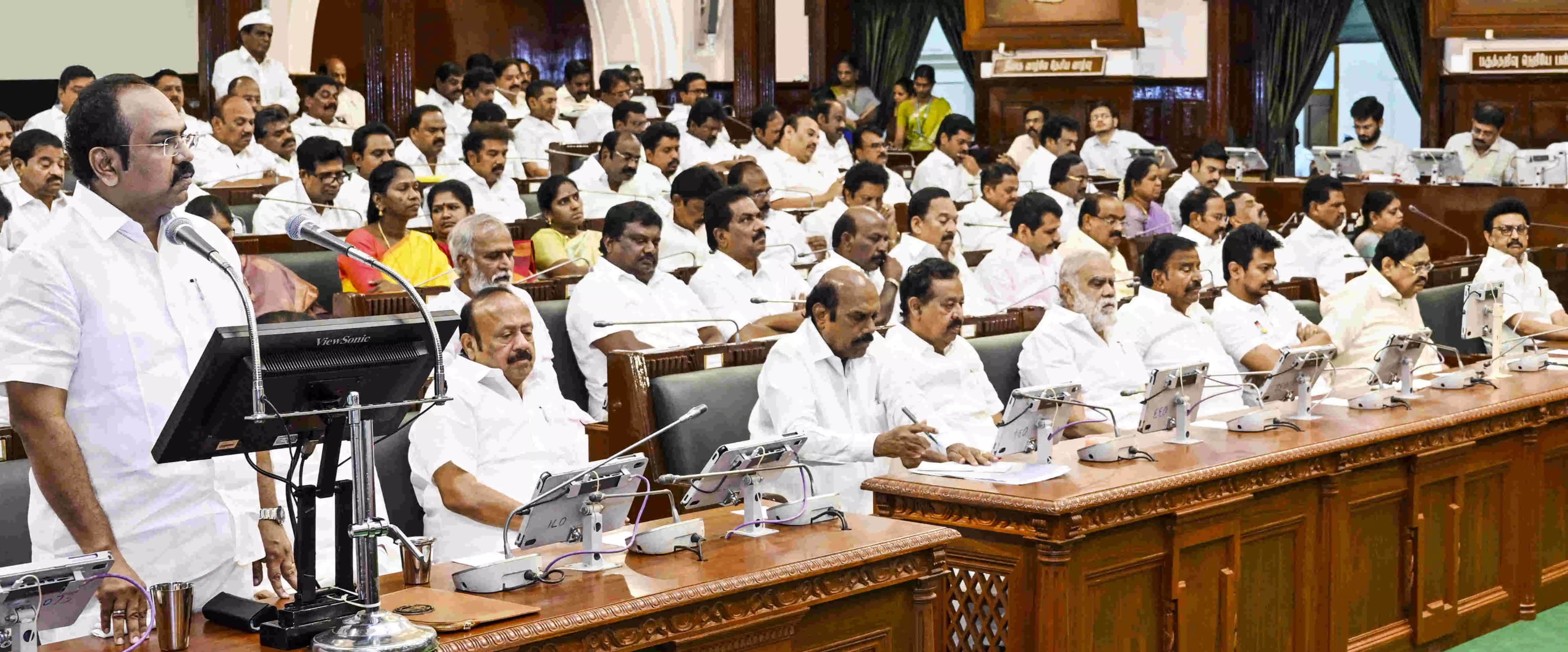 DMK govt presents budget, AIADMK asks govt to resign over TASMAC scam