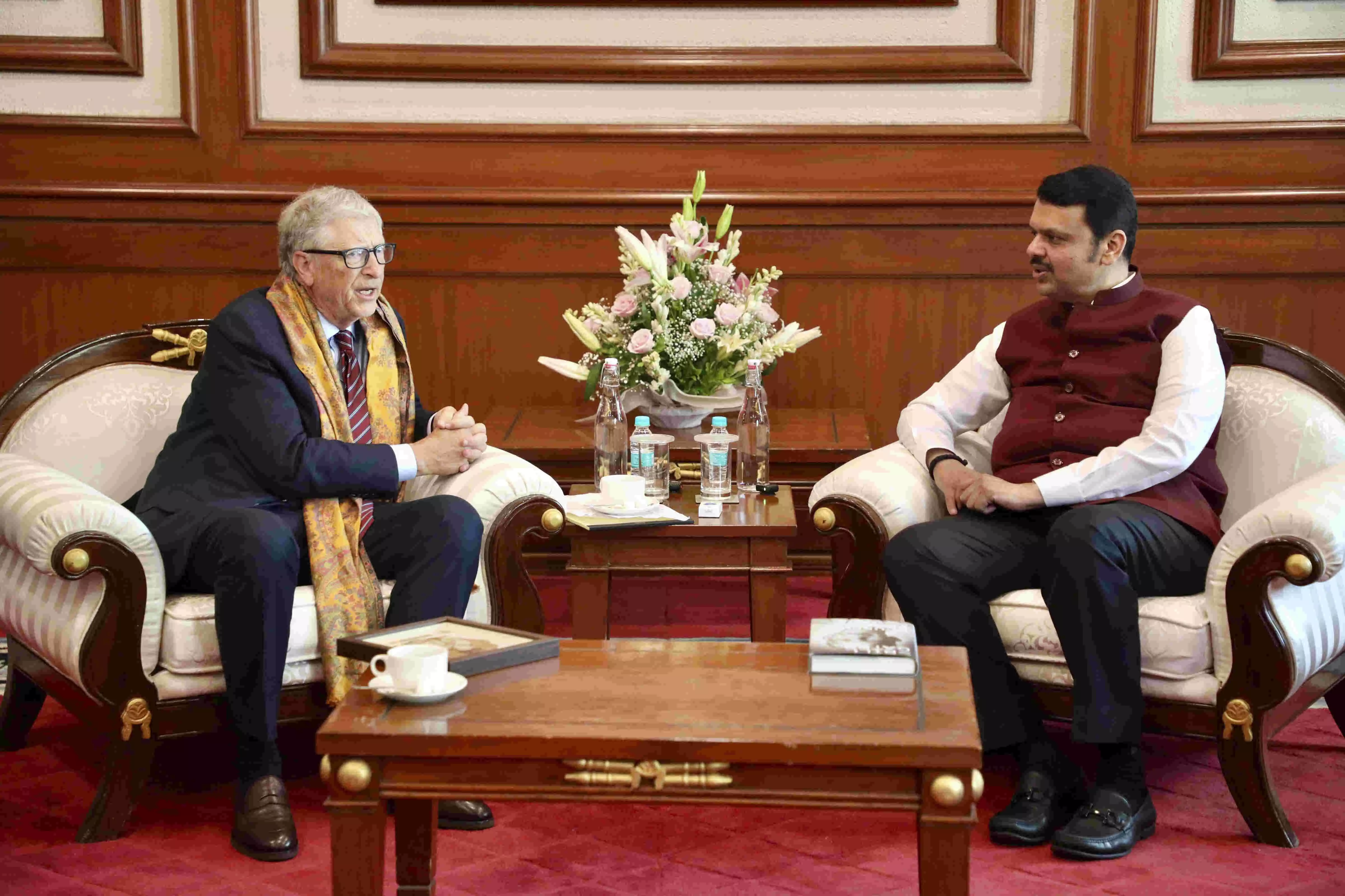 CM Fadnavis meets Bill Gates, discusses use of AI in agriculture, health